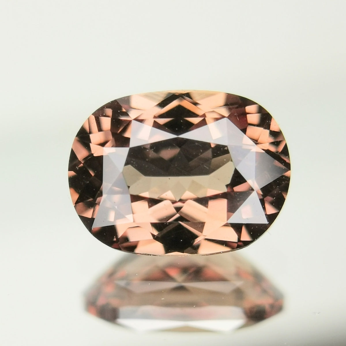【Trial】Color Change Garnet 1.197ct / Tanzania
