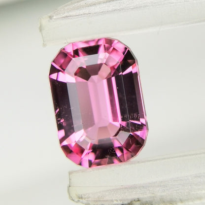 Tourmaline 0.69ct / Brazil