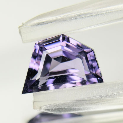 Violet Spinel 0.872ct / Madagascar