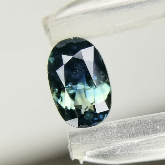 【Trial】Greenish Blue Sapphire 0.271ct / Vietnam
