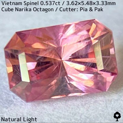 Spinel 0.537ct / Vietnam