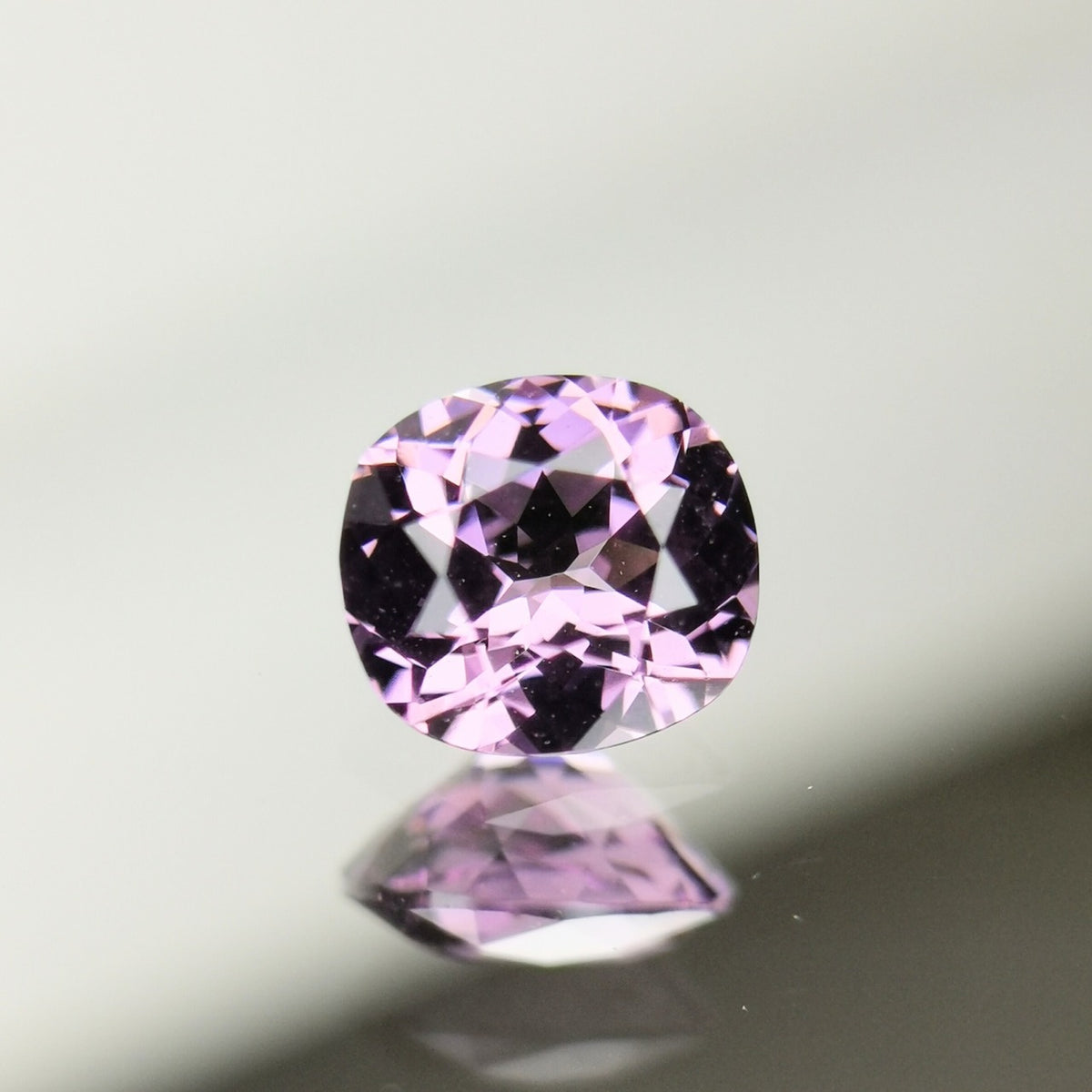 【Trial Price】Spinel 0.275ct / Vietnam