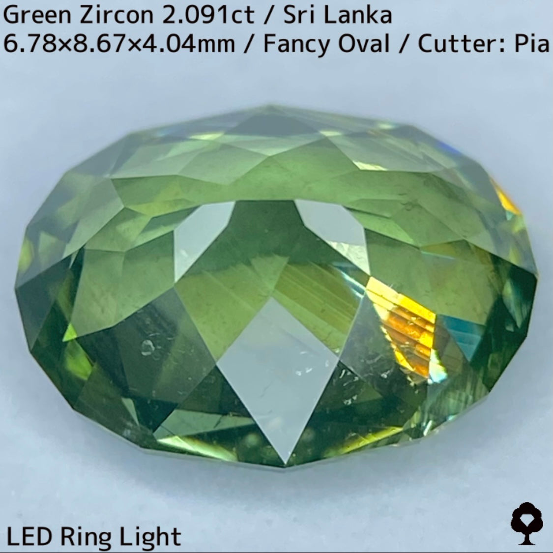 Green Zircon 2.091ct / Sri Lanka