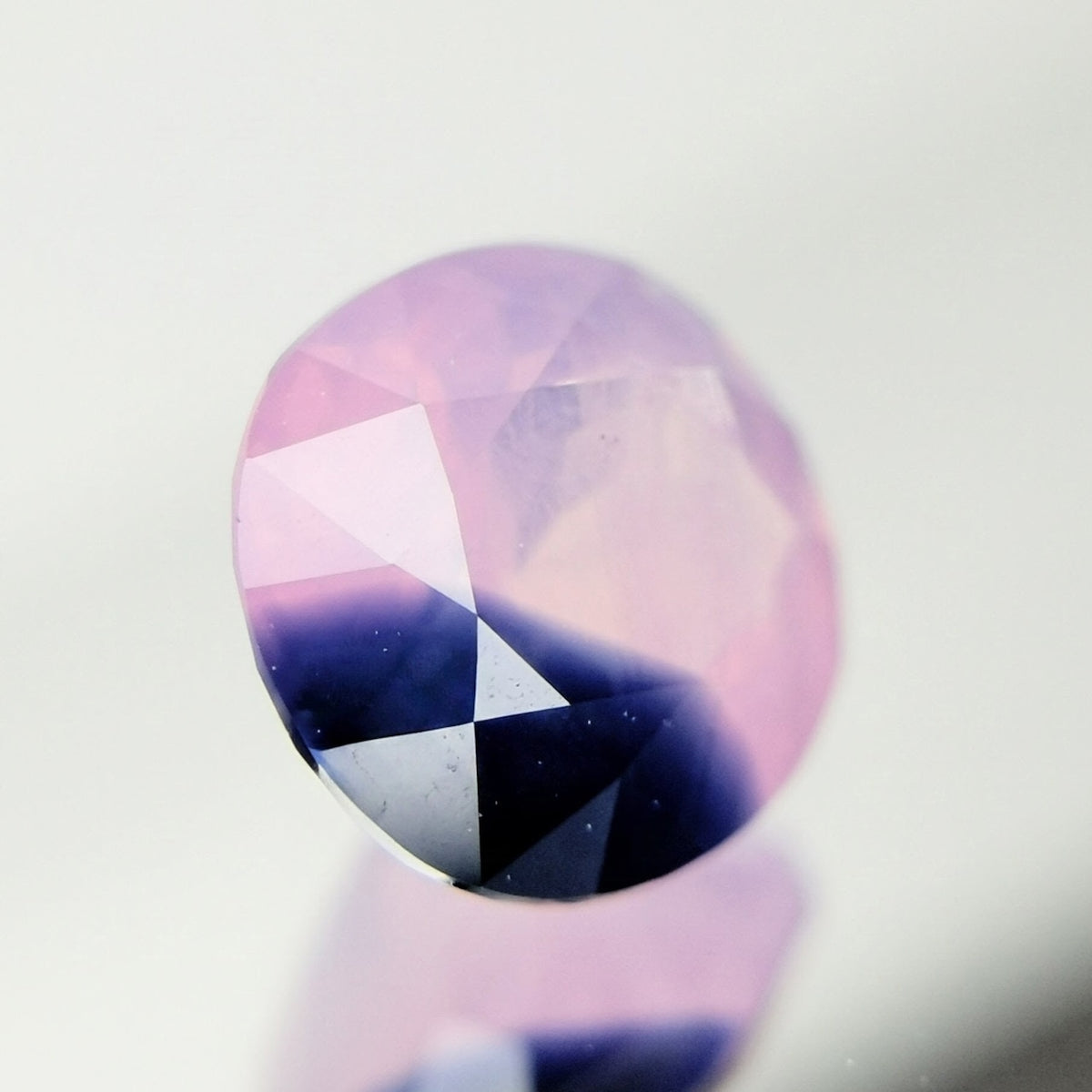 【Trial】“Dark Blue ＆ Silky Pink” Un-Heat Parti-Color Sapphire 1.010ct / Vietnam