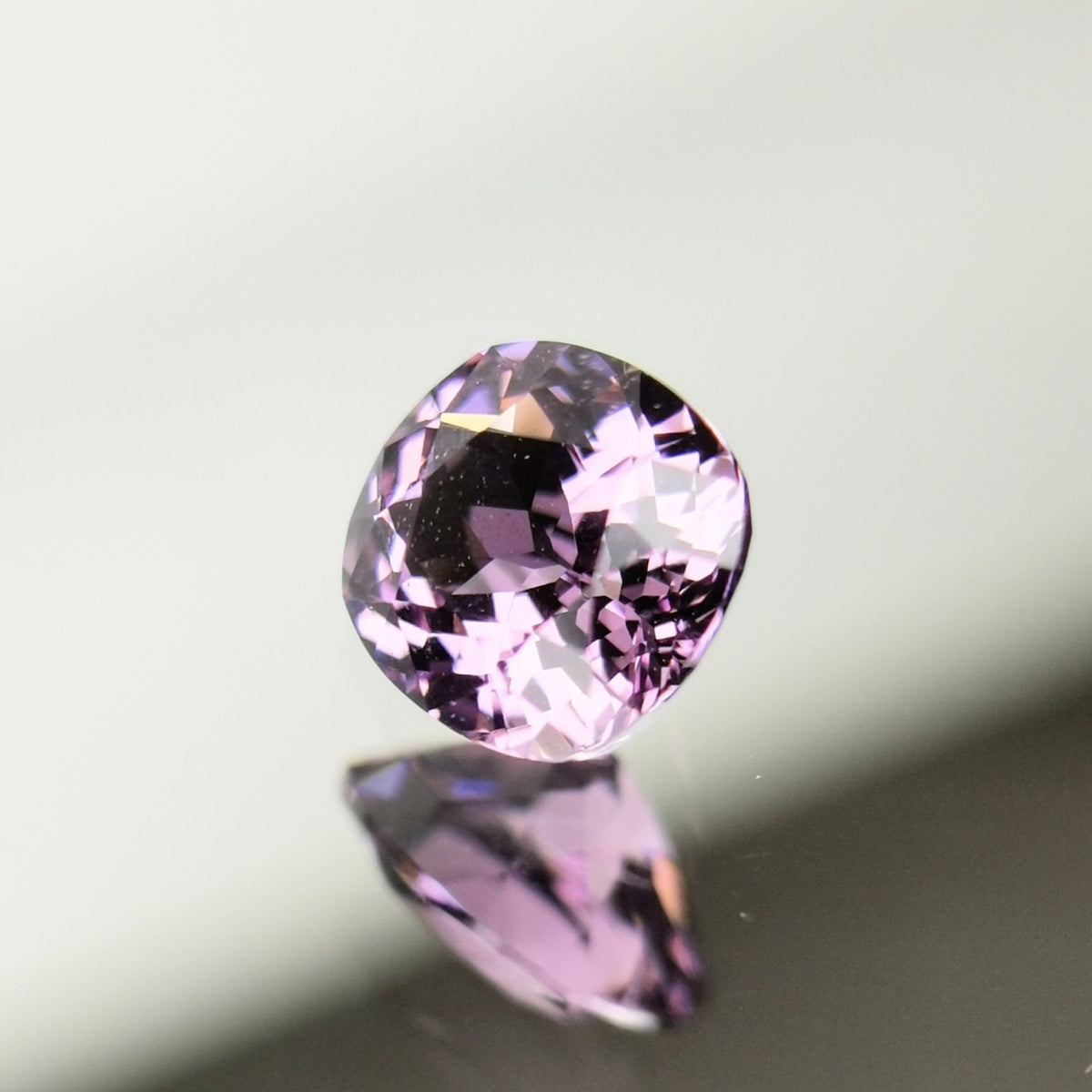 【Trial Price】Spinel 0.275ct / Vietnam