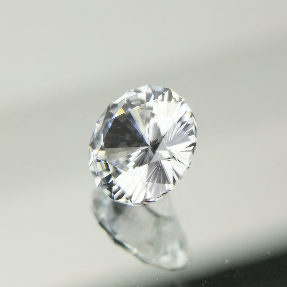 【Trial】Colorless Zircon 0.51ct / Cambodia