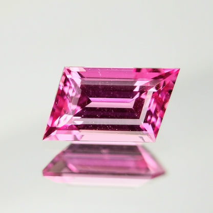 Neon Pink Spinel 0.449ct / Tanzania