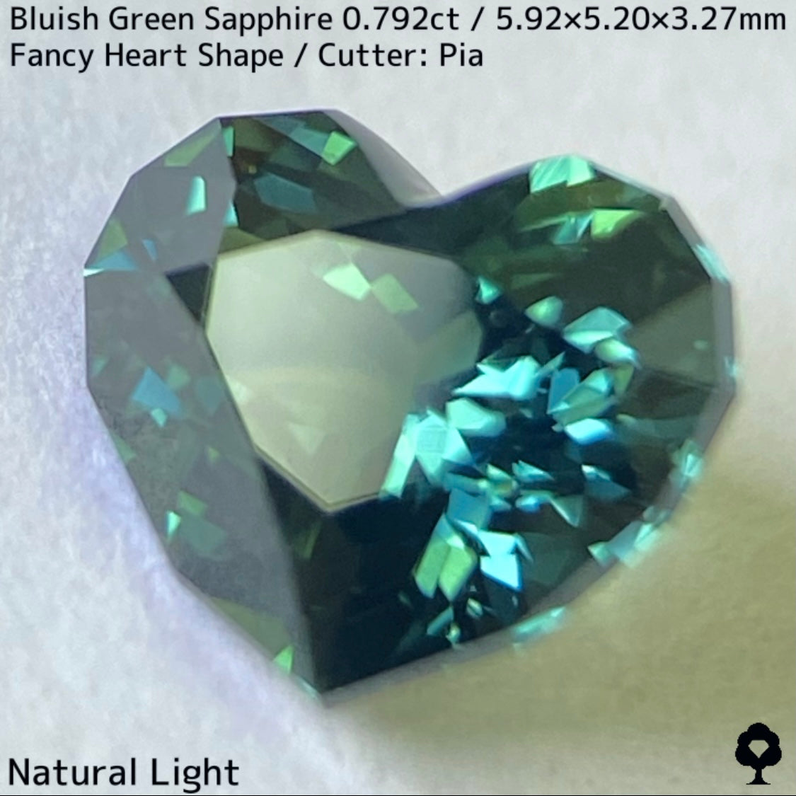 Bluish green sapphire 0.792ct ★ The deep bluish green and cute fancy heart shape are perfectly balanced