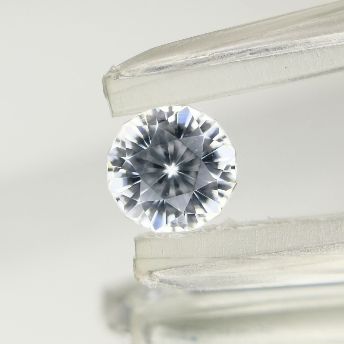 【Trial】“Dodecagon” Colorless Zircon 0.51ct / Cambodia