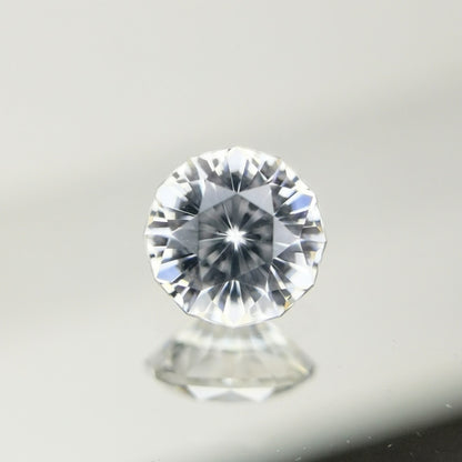 【Trial】“Dodecagon” Colorless Zircon 0.51ct / Cambodia