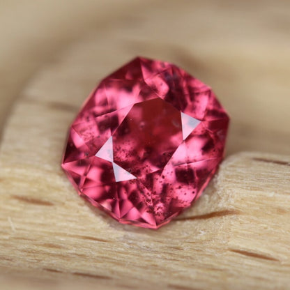 Spinel (Myanmar) 0.57ct.