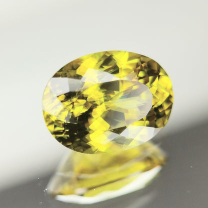 【Trial】Sphene 0.774ct / Madagascar