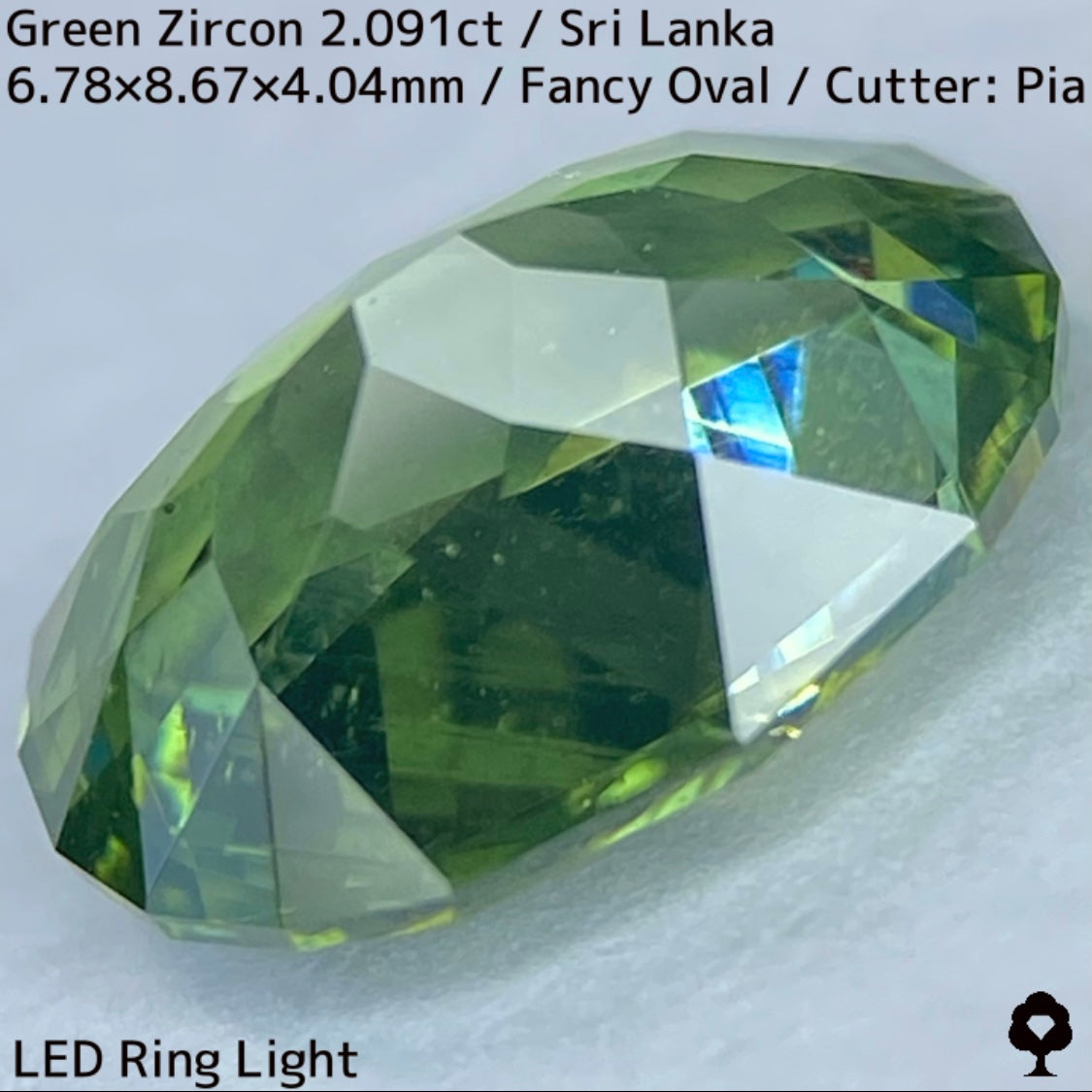 Green Zircon 2.091ct / Sri Lanka