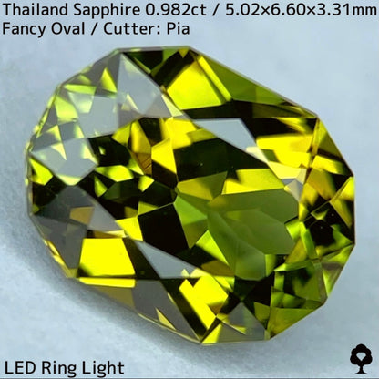 0.982ct Greenish Yellow Sapphire from Thailand ★ The vibrant lime color gives it an irresistible party feel