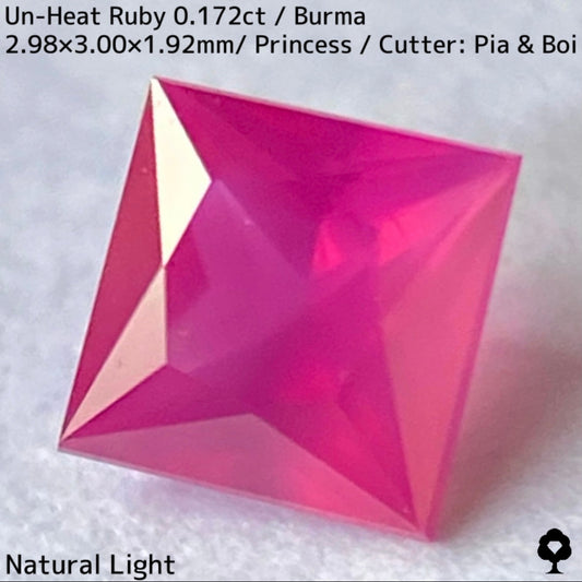 Un-Heat Ruby 0.172ct / Burma