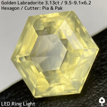 Golden Labradorite 3.13ct★A stone that seems to seal a sparkling sandstorm in a labyrinth★Includes rough stones from the same lot