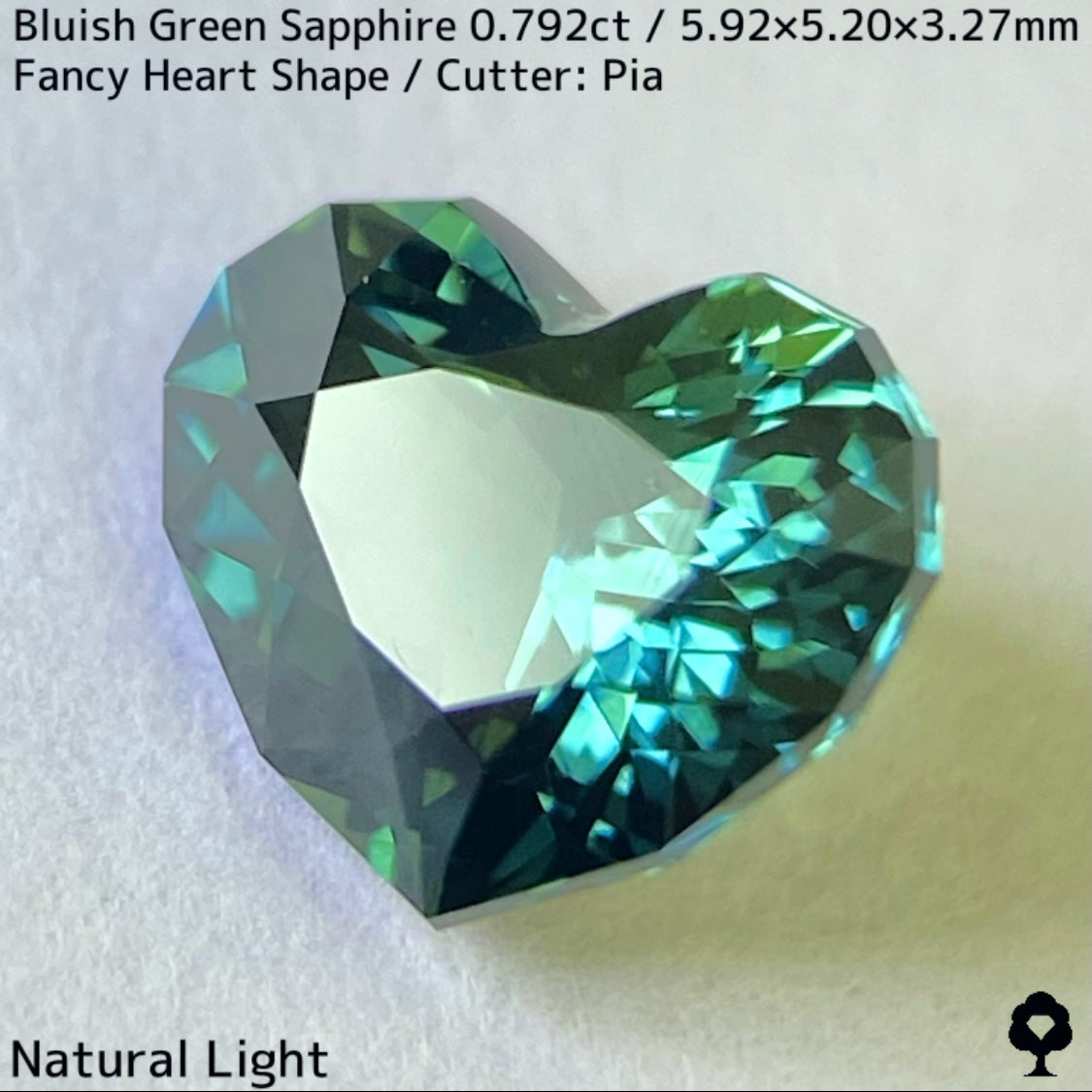 Bluish green sapphire 0.792ct ★ The deep bluish green and cute fancy heart shape are perfectly balanced