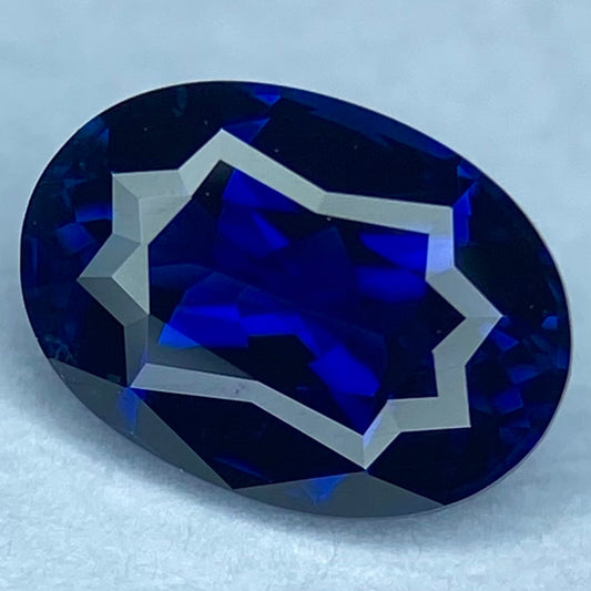 Royal Blue Sapphire 0.88ct / Kanchanaburi