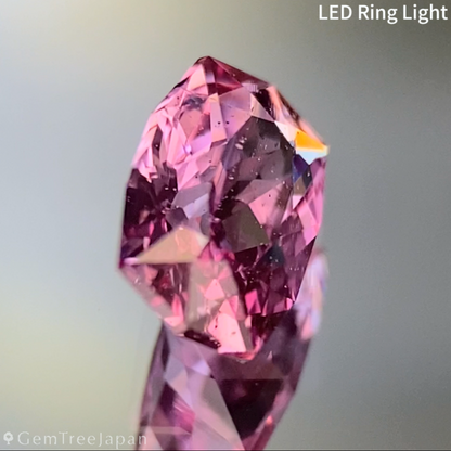 Un-Heat Padparadscha Sapphire 0.715ct / Sri Lanka