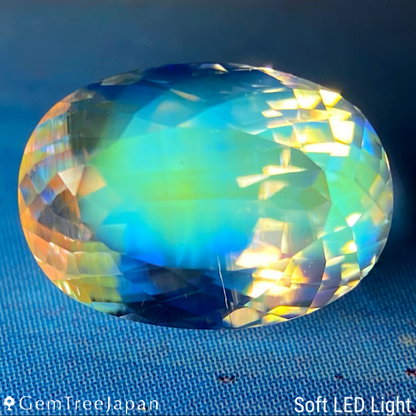 Rainbow Moonstone 3.176ct / Madagascar