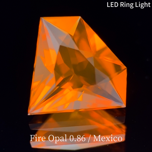 Fire Opal 0.86ct / Mexico