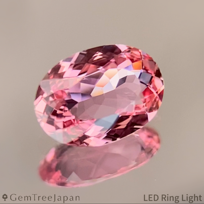 Padparadscha Sapphire 0.415ct / Sri Lanka