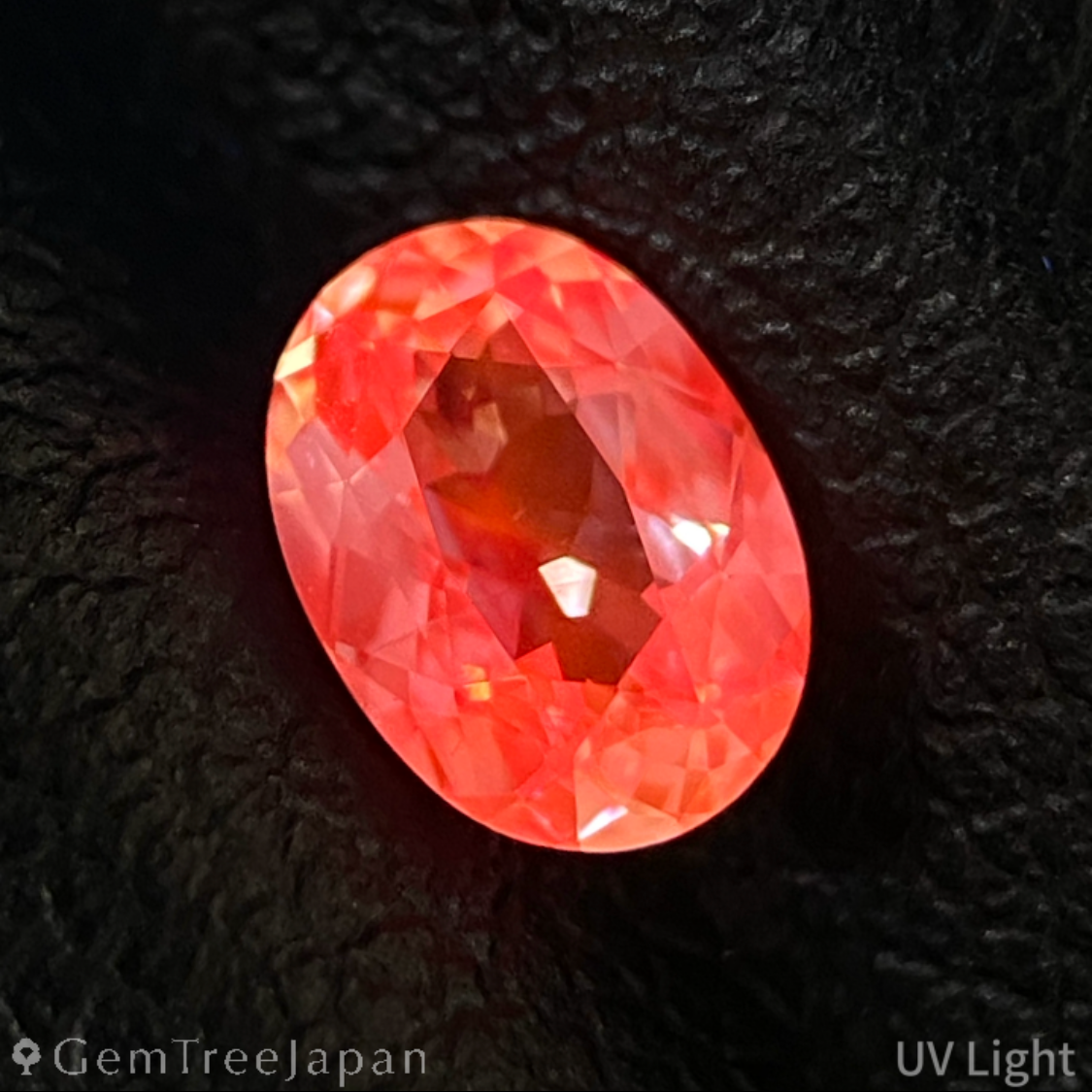 Un-Heat Padparadscha Sapphire 0.475ct / Sri Lanka