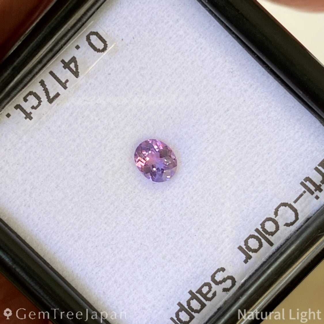 Parti-Color Sapphire 0.417ct / Sri Lanka