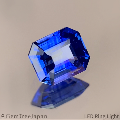 Cornflower Blue Sapphire 0.528ct / Sri Lanka