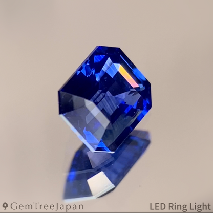Cornflower Blue Sapphire 0.528ct / Sri Lanka