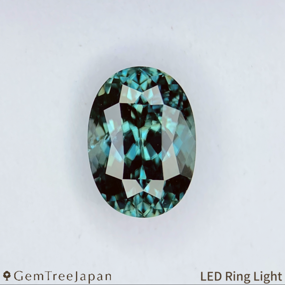 UV Tenebresent Zircon 1.256ct / Cambodia (UV Tenebrescence)
