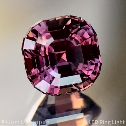 Un-Heat Color Change Sapphire 1.47ct / Tanzania