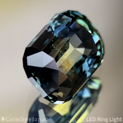Un-Heat Color Change Sapphire 1.57ct / Tanzania