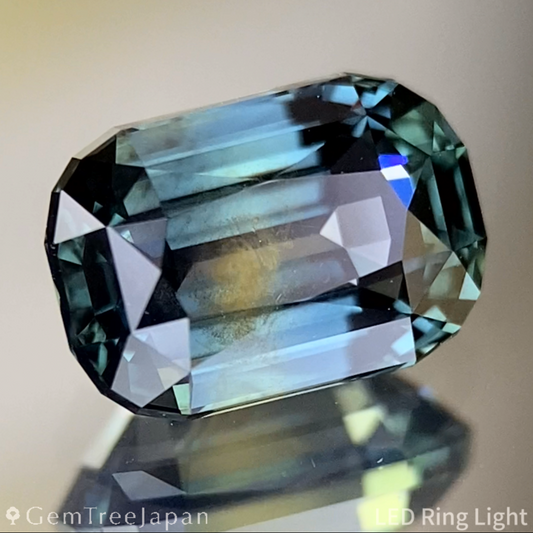 Un-Heat Color Change Sapphire 1.57ct / Tanzania