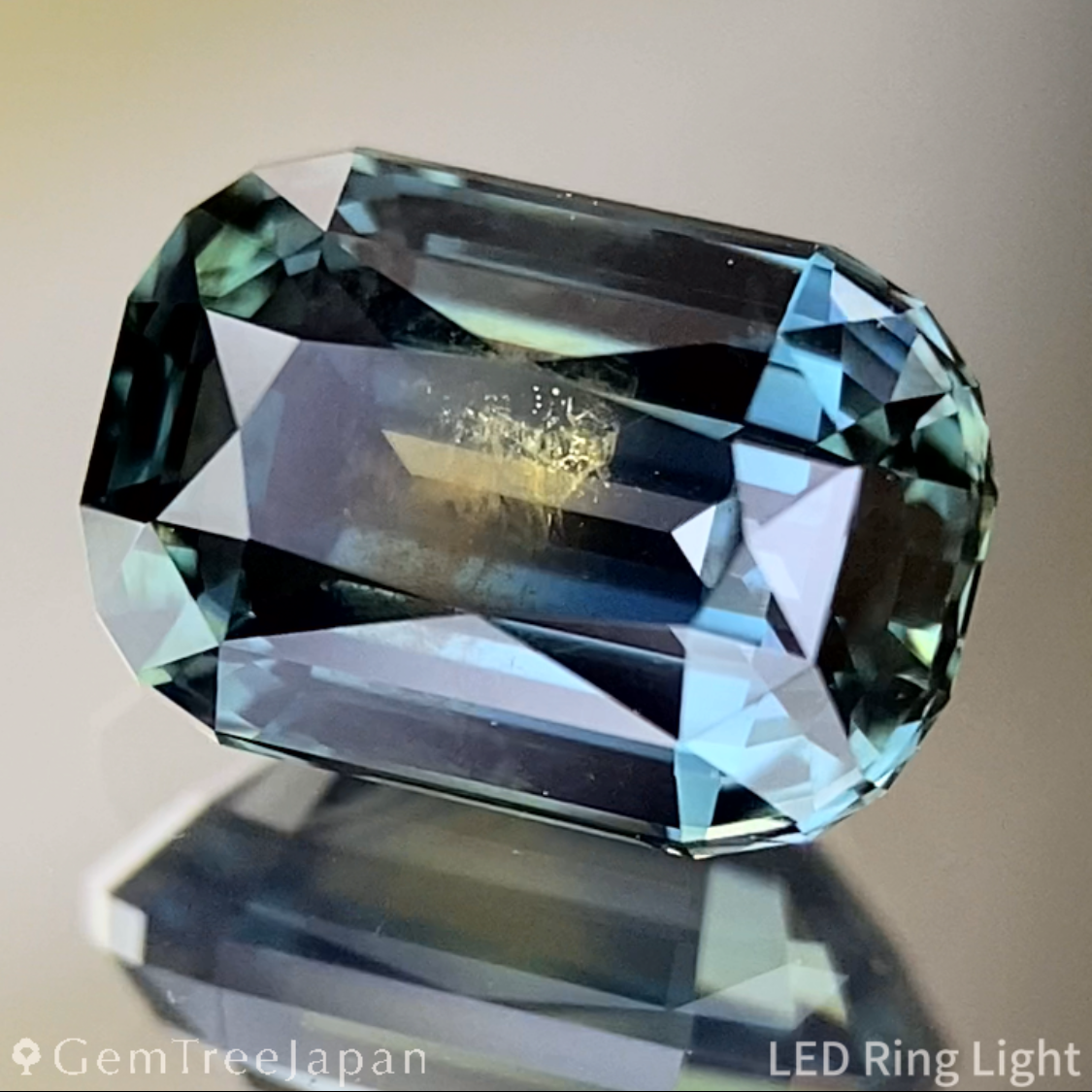Un-Heat Color Change Sapphire 1.57ct / Tanzania