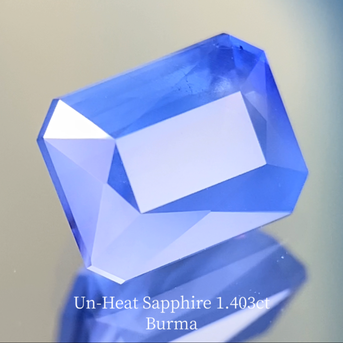 Burmese unheated sapphire 1.403ct ★ A cute stone with a soft cornflower blue color wrapped in a rare Burmese silk veil