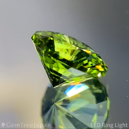Peridot 1.34ct / Vietnam
