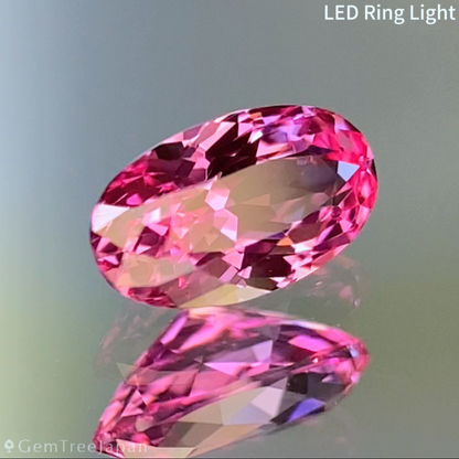 Un-Heat Padparadscha Sapphire 0.437ct / Sri Lanka