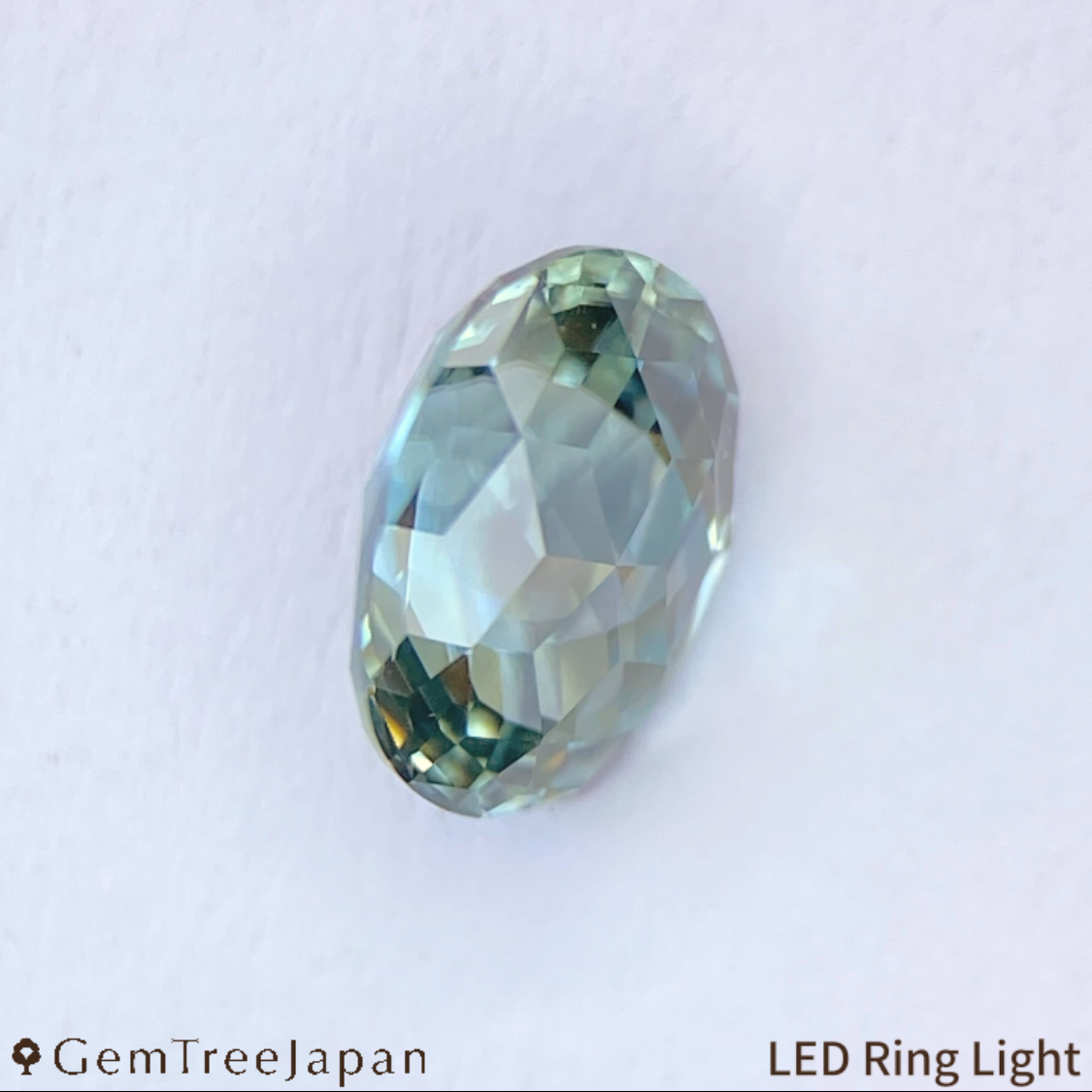 UV Tenebrescent Zircon 1.183ct / Cambodia