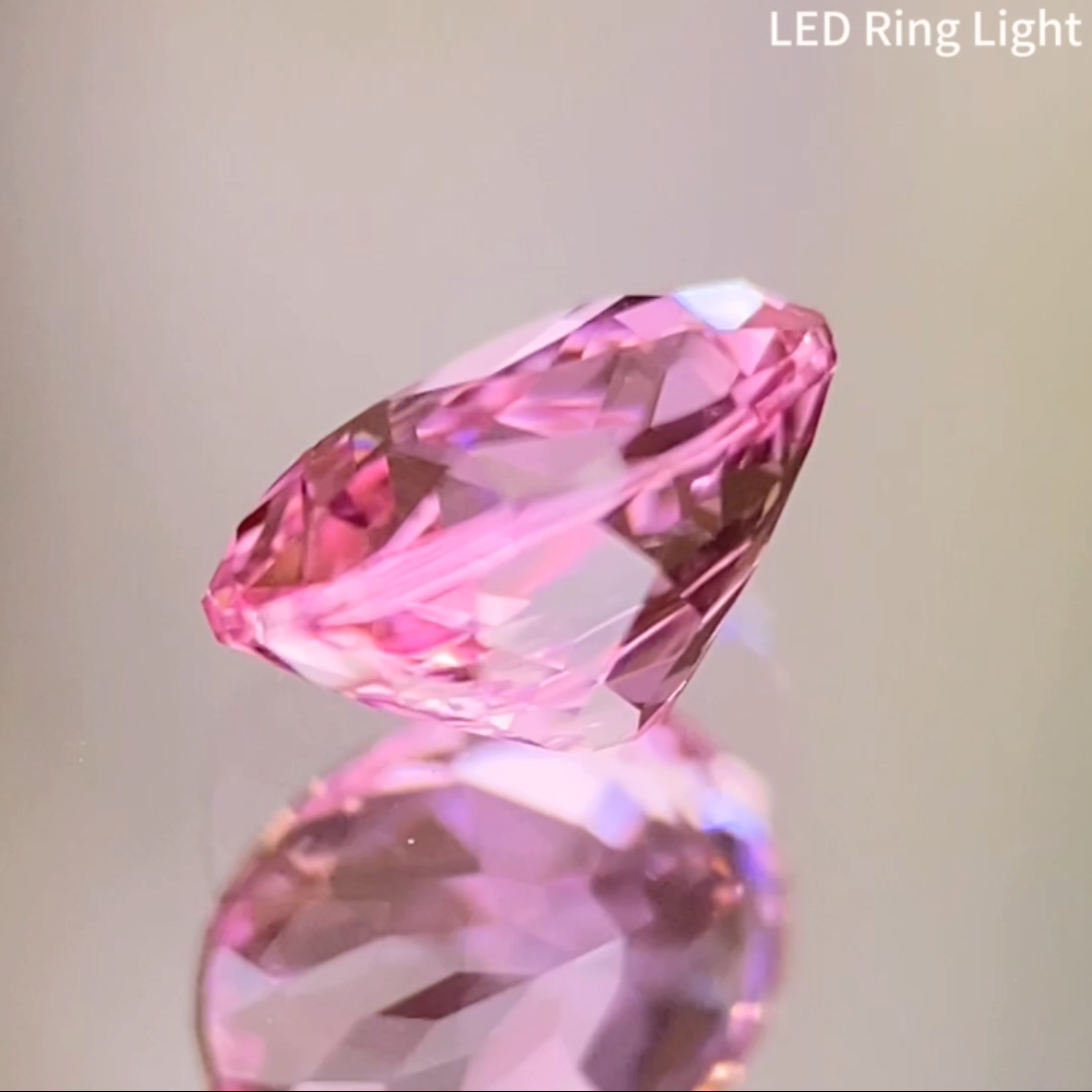 Un-Heat Padparadscha Sapphire 0.508ct / Tanzania