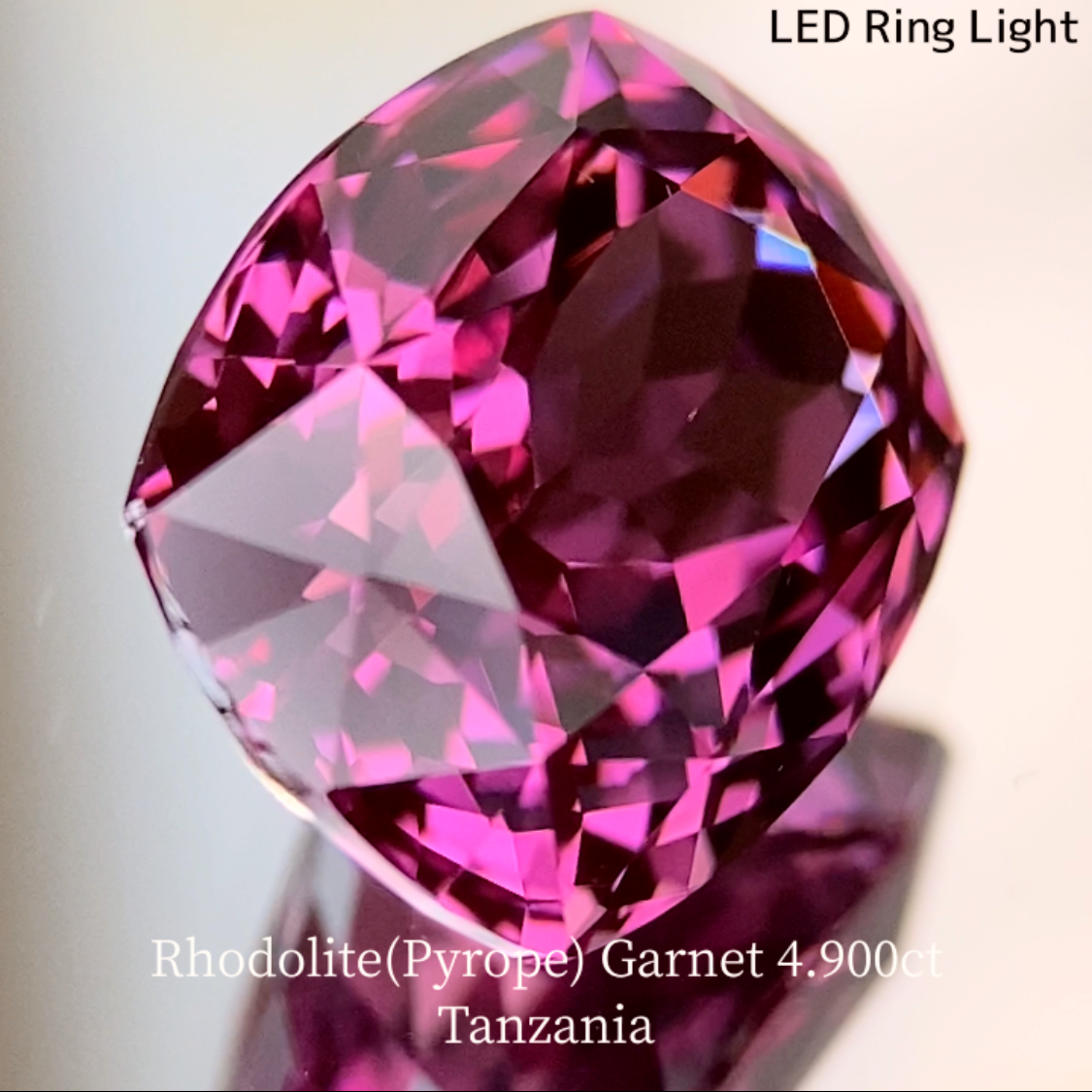 Rhodolite(Pyrope) Garnet 4.900ct / Tanzania