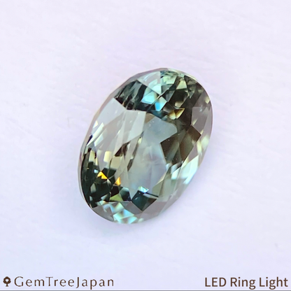 UV Tenebrescent Zircon 1.102ct / Cambodia