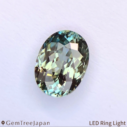 UV Tenebrescent Zircon 1.102ct / Cambodia