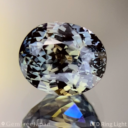 Un-Heat Color Change Sapphire 1.32ct / Tanzania
