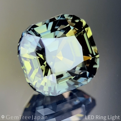 Un-Heat Color Change Sapphire 1.30ct / Tanzania