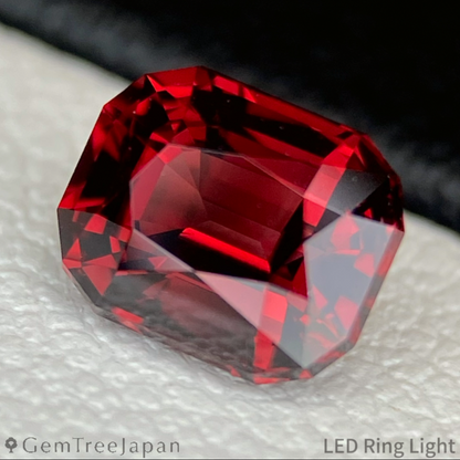 Rhodolite Garnet 1.084ct / Vietnam