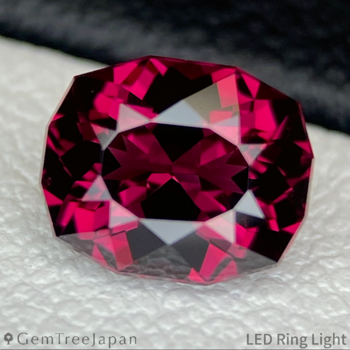 Rhodolite Garnet 1.157ct / Vietnam