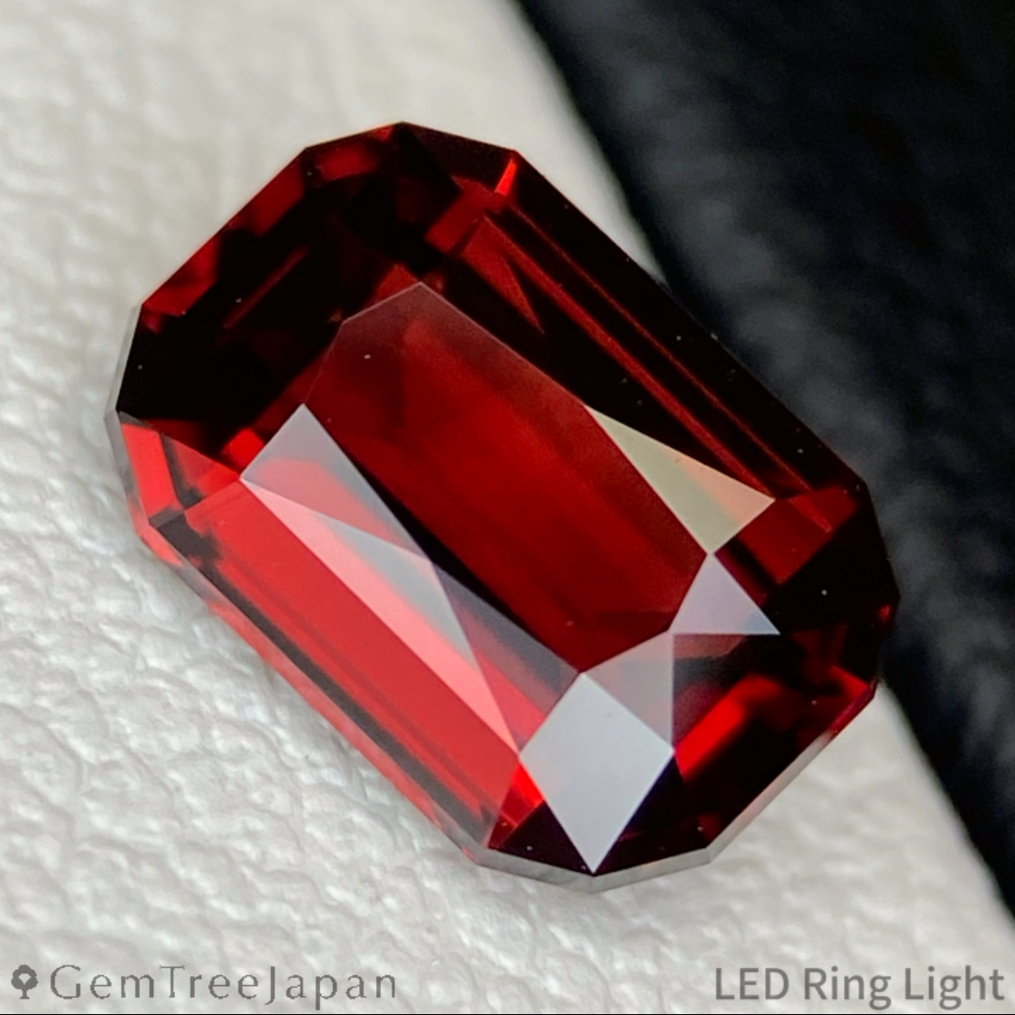 Rhodolite Garnet 1.37ct / Vietnam