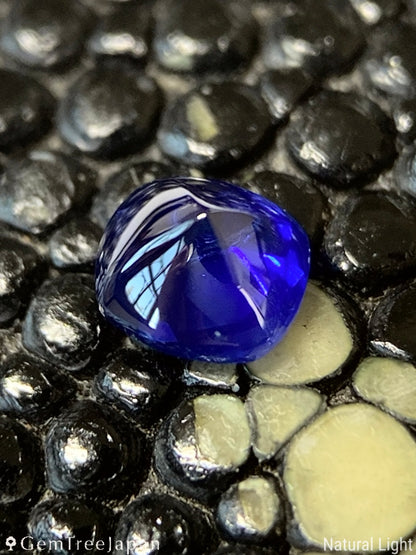 Royal Blue Sapphire 0.413ct / Sri Lanka