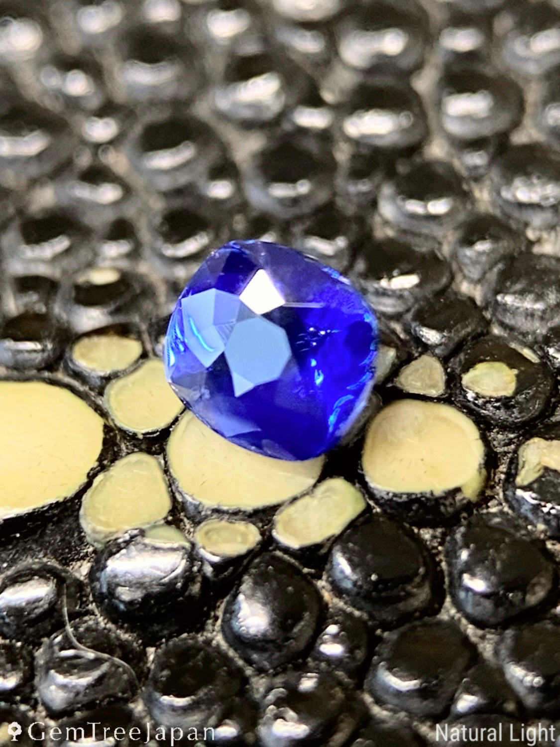 Royal Blue Sapphire 0.413ct / Sri Lanka